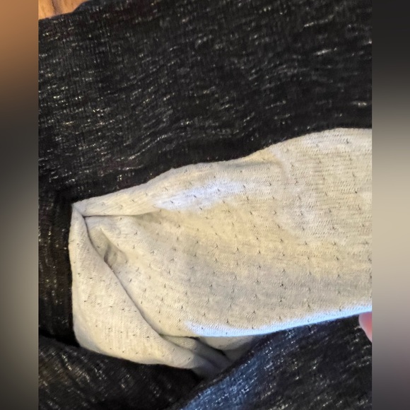 AGAVE DENIM Gray long sleeve sweater.  NWT - Picture 11 of 13